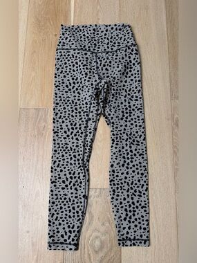 Hey Nuts Gray Animal Print Leggings